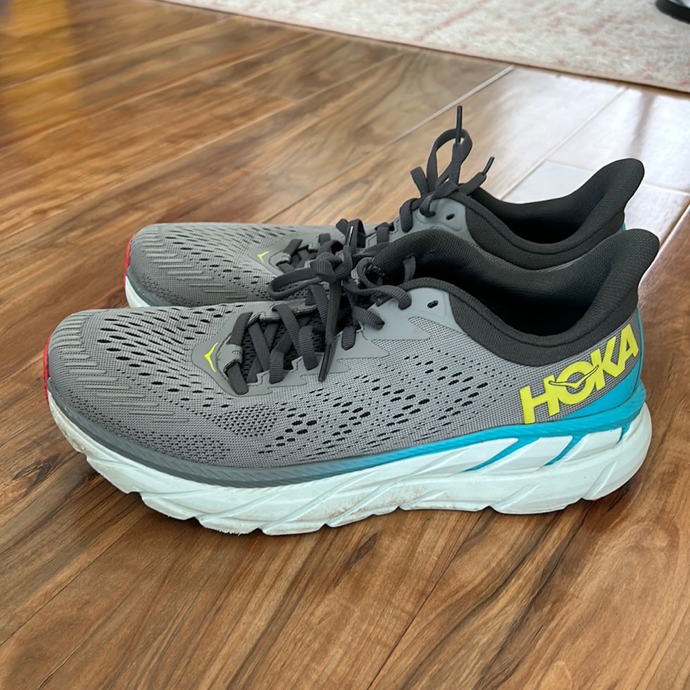 HOKA mens